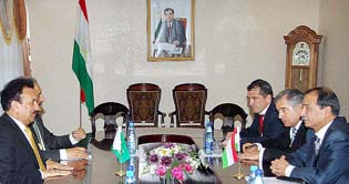 Rehman Malik, Tajik Interior Minister hold bilateral meeting